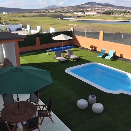Eco Villa White Suite With Climatized Pool 칼레타데푸스테 외부 사진
