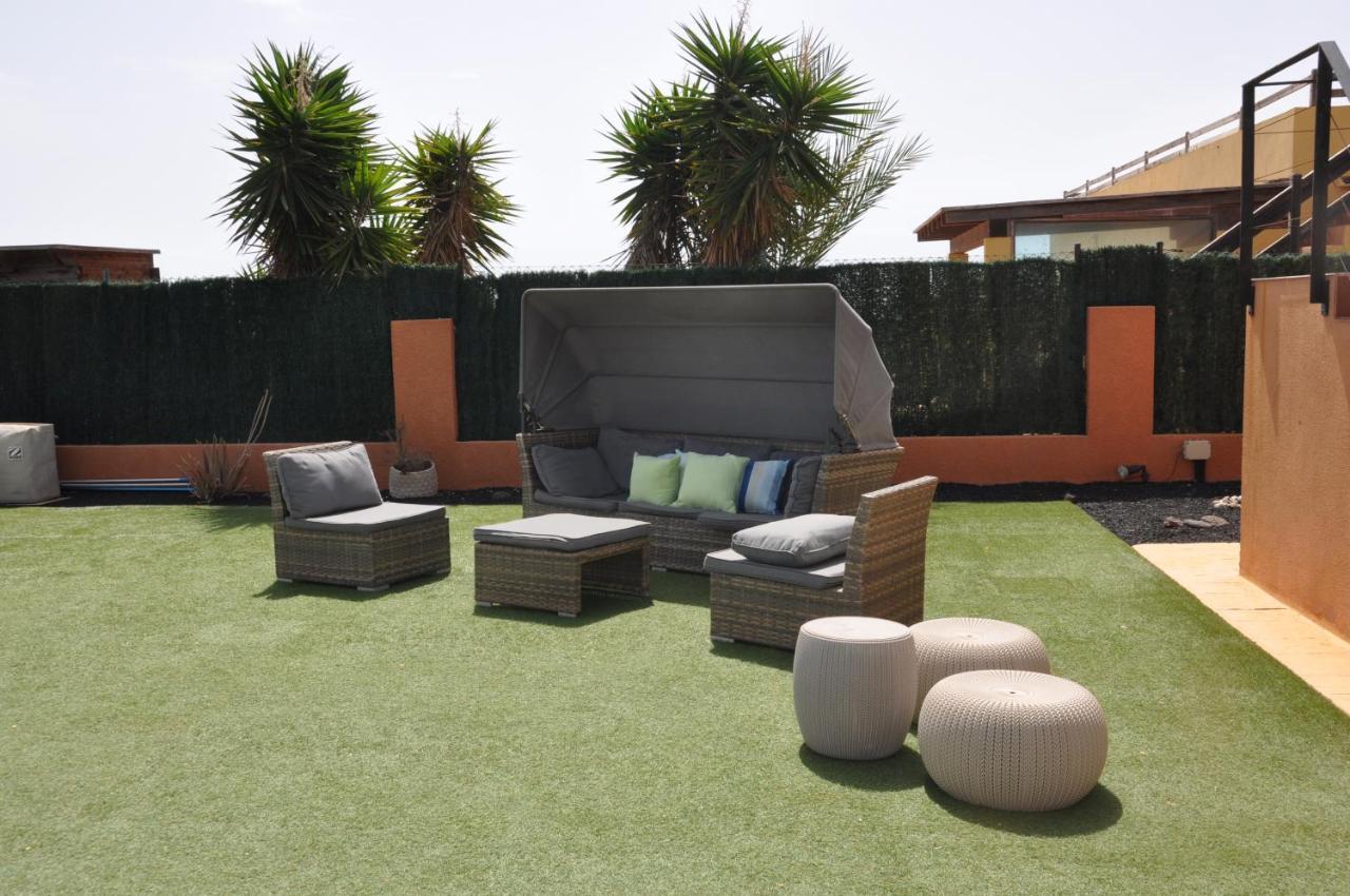 Eco Villa White Suite With Climatized Pool 칼레타데푸스테 외부 사진