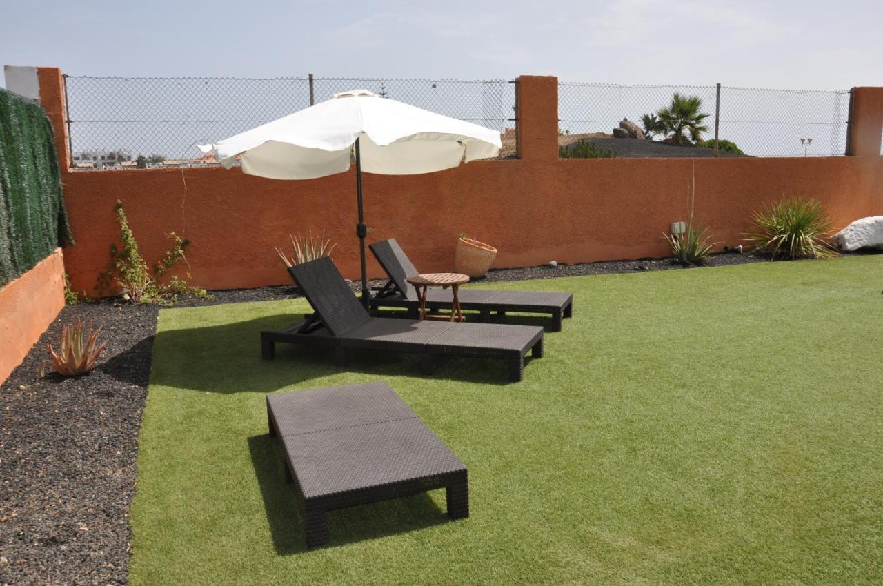 Eco Villa White Suite With Climatized Pool 칼레타데푸스테 외부 사진