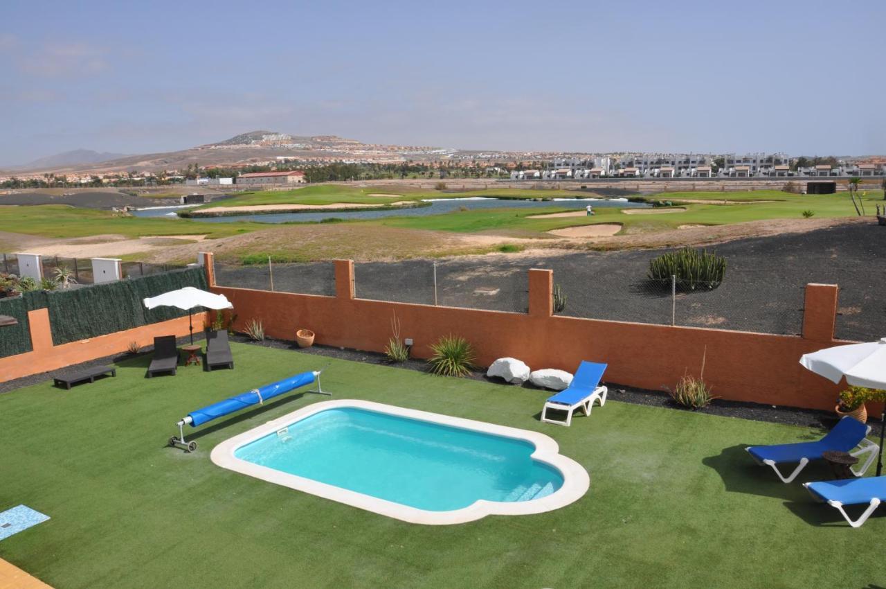 Eco Villa White Suite With Climatized Pool 칼레타데푸스테 외부 사진