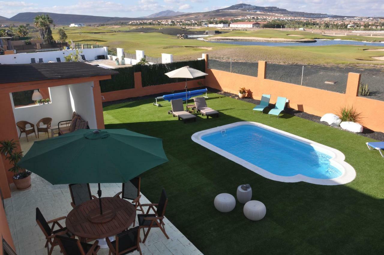 Eco Villa White Suite With Climatized Pool 칼레타데푸스테 외부 사진