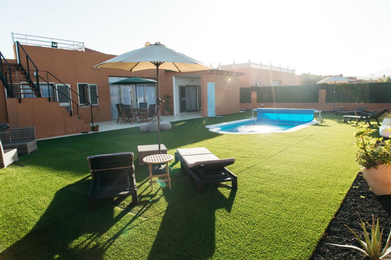 Eco Villa White Suite With Climatized Pool 칼레타데푸스테 외부 사진