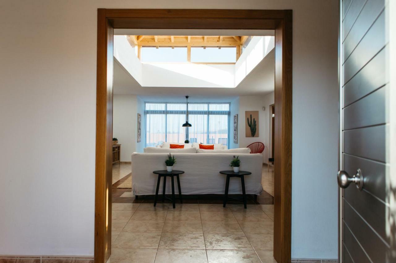 Eco Villa White Suite With Climatized Pool 칼레타데푸스테 외부 사진