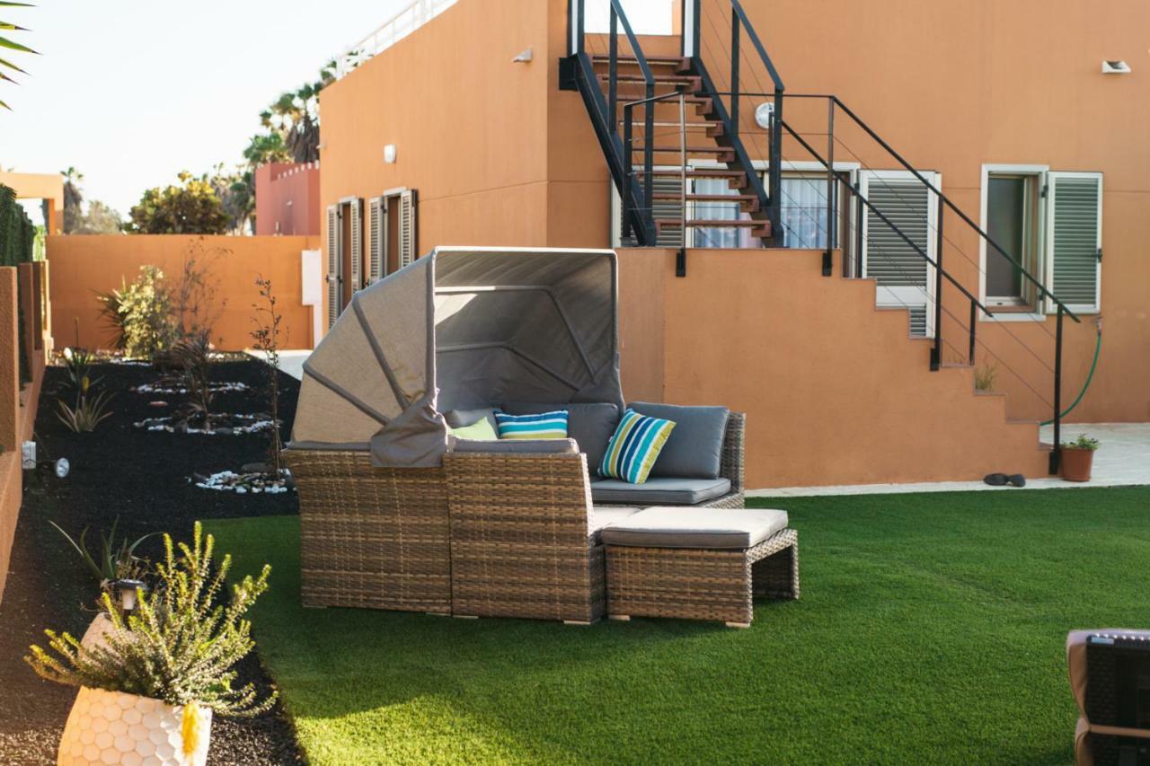 Eco Villa White Suite With Climatized Pool 칼레타데푸스테 외부 사진